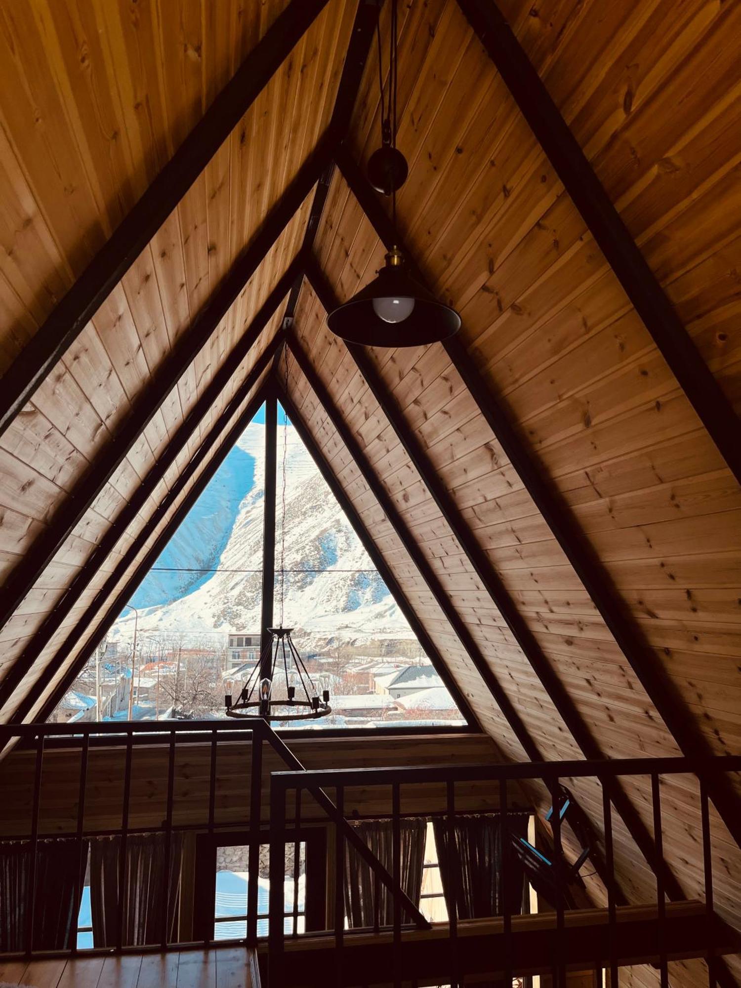 Edelweiss Cottage Kazbegi Zewnętrze zdjęcie